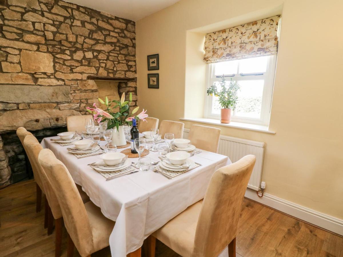 Waingate Cottage Cark エクステリア 写真