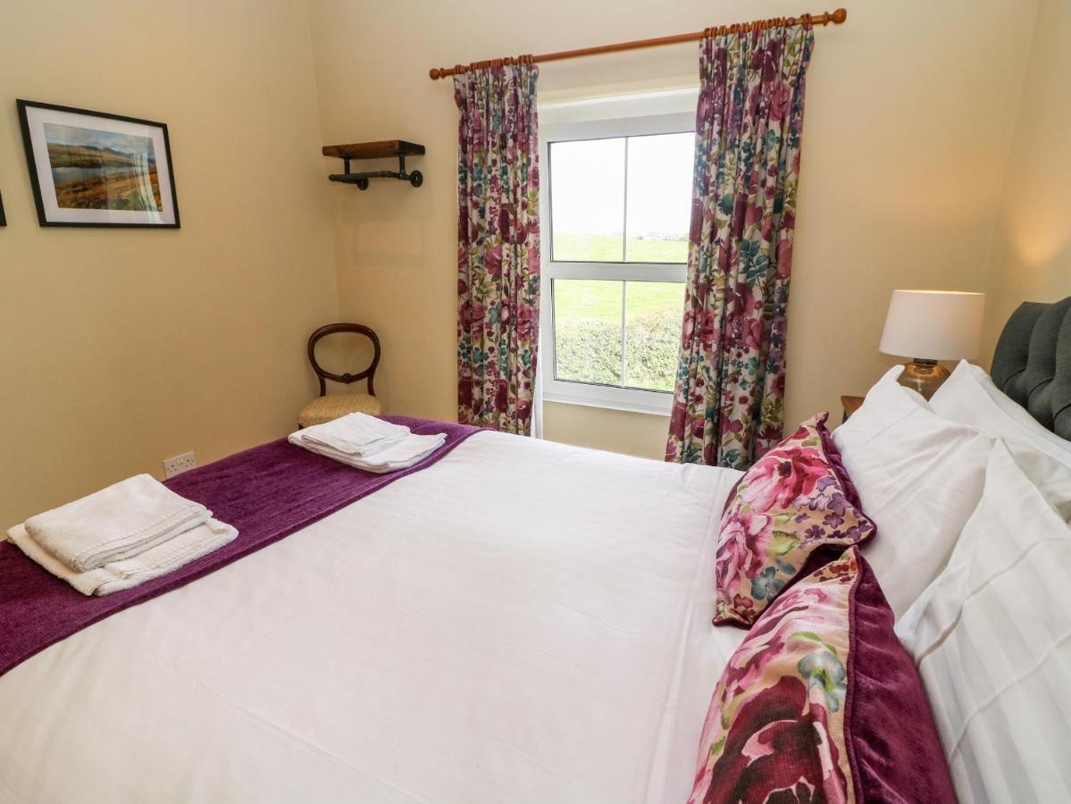 Waingate Cottage Cark エクステリア 写真